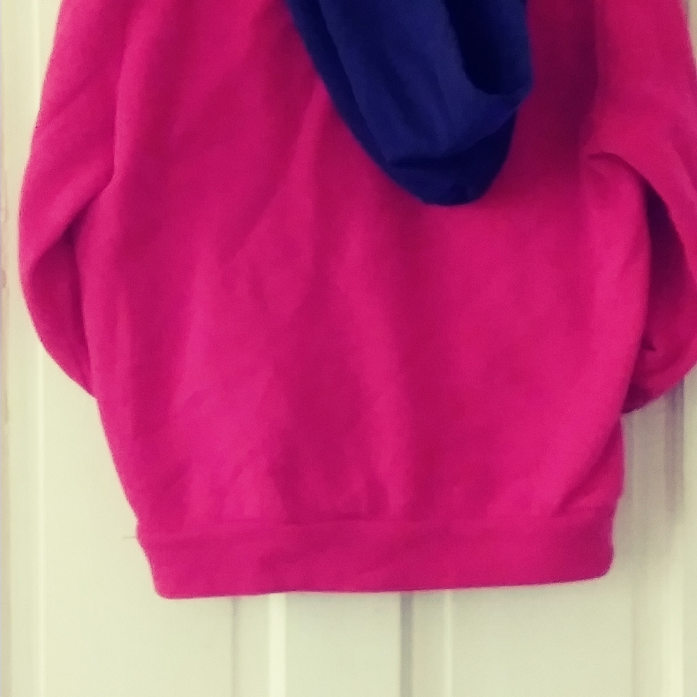 Sweatshirt .. - Picture 3 of 4